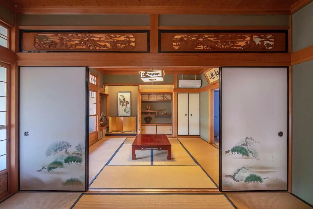 Sano-San-Chi Waraku Apartment Izumisano Japan