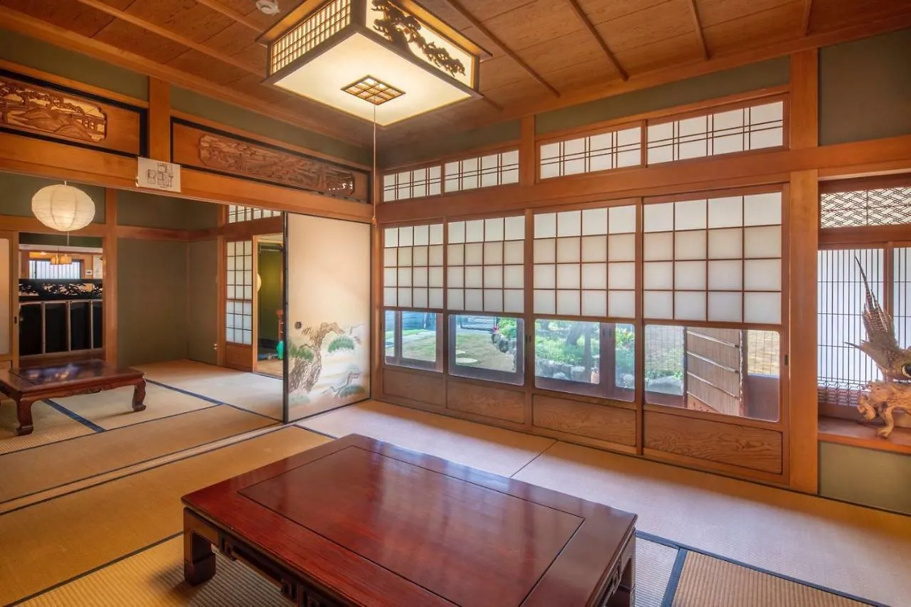 Sano-San-Chi Waraku Apartment Izumisano