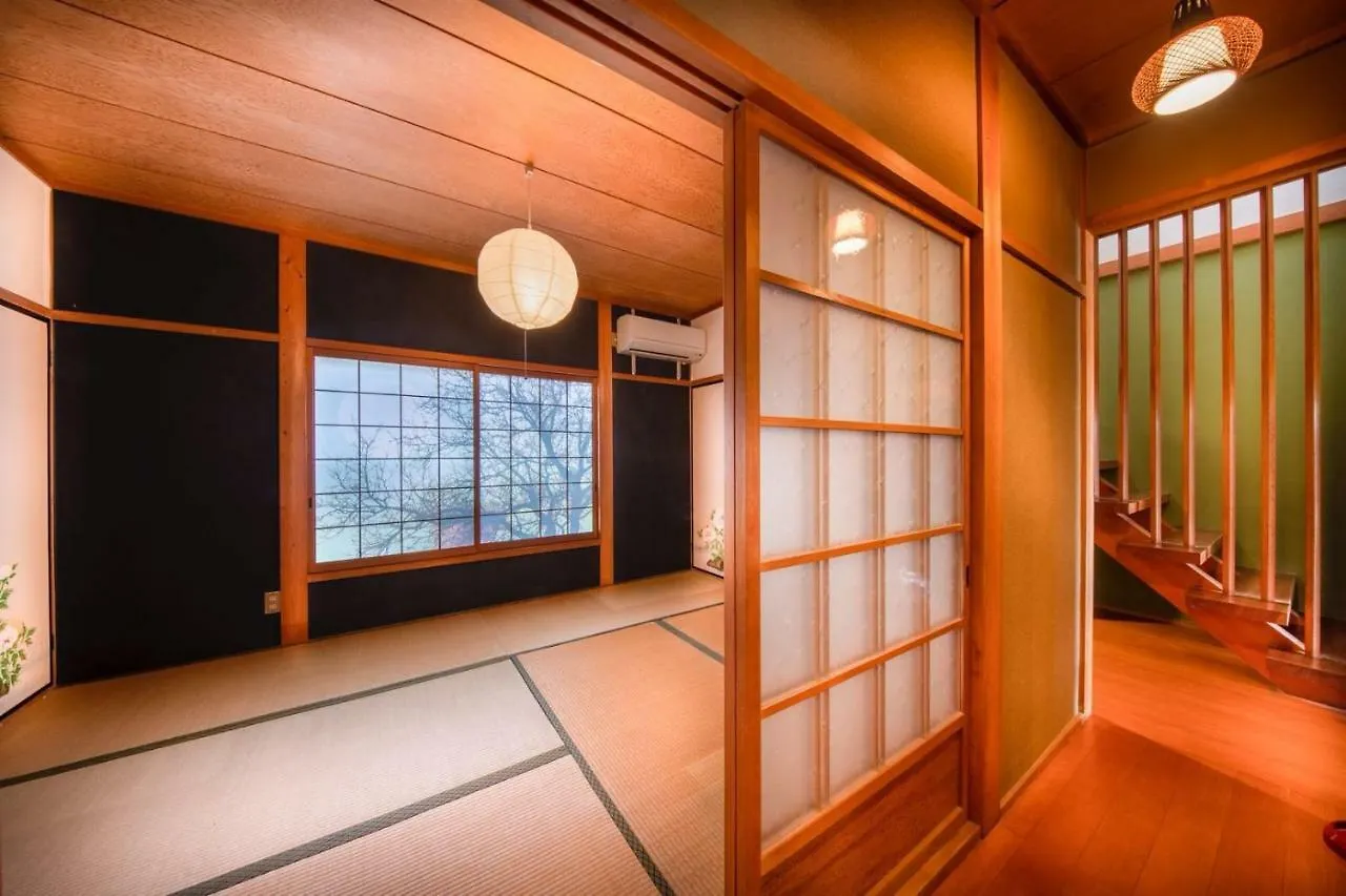 Sano-San-Chi Waraku Apartment Izumisano