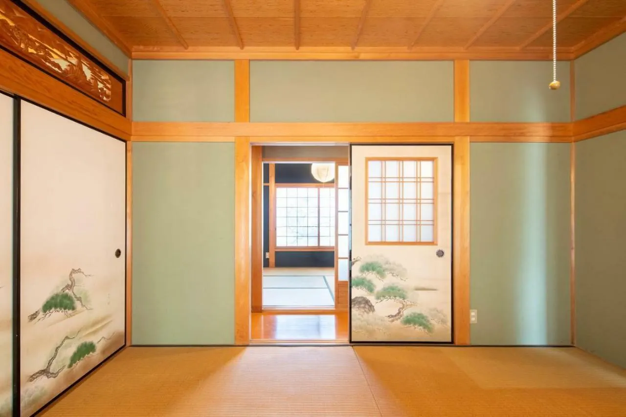 Sano-San-Chi Waraku Apartment Izumisano
