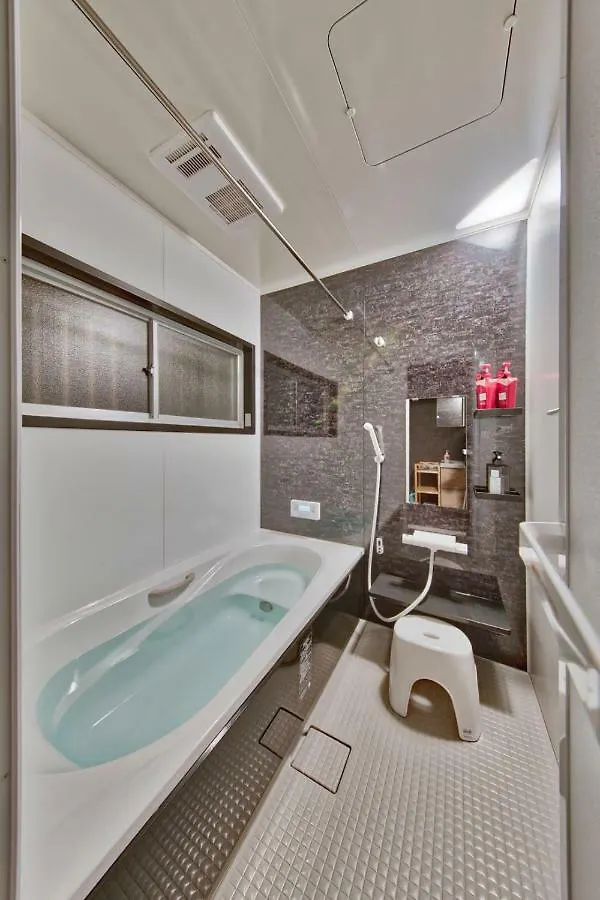 Sano-San-Chi Waraku Apartment Izumisano